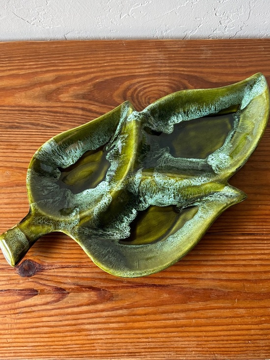 Wade of California Other - Mid-Century Modern 1960's Wade of California Pottery  Green Divided Leaf Dish